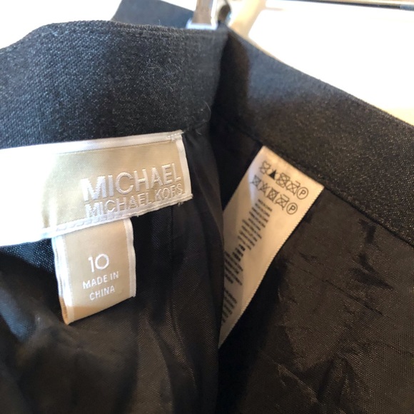 Gray Michael Kors Skirt with Side Slit Size 10 - Picture 4 of 5